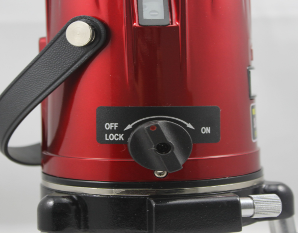 新坤SL-113自動(dòng)安平激光標(biāo)線(xiàn)儀5